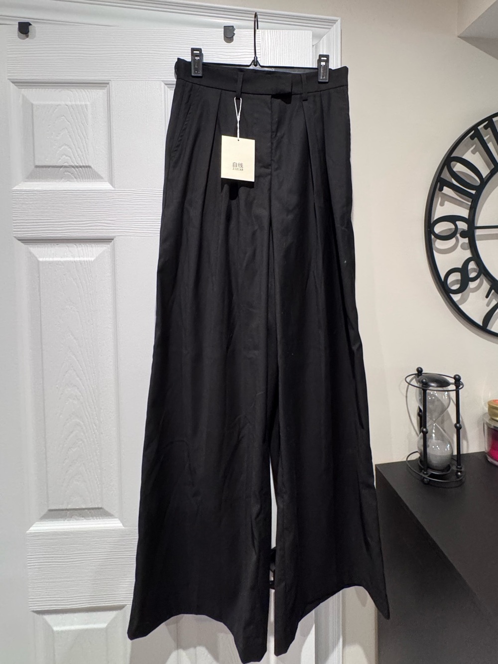 Formal Black Wide-Leg Pleated Women’s Pants